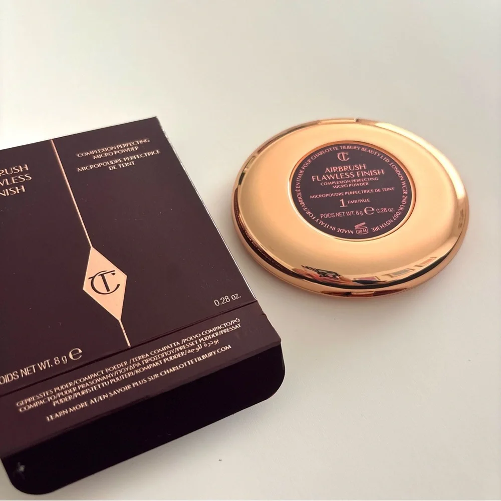 Charlotte Tilbury Airbrush Flawless Finish powder in shade 1